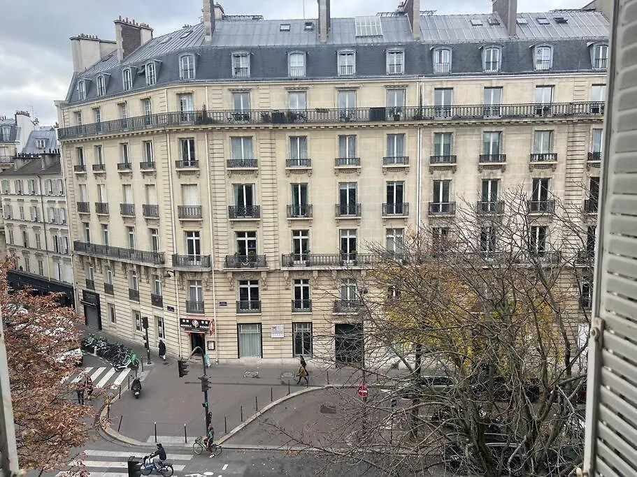 Guest Room Nearby Champs Elysees-1