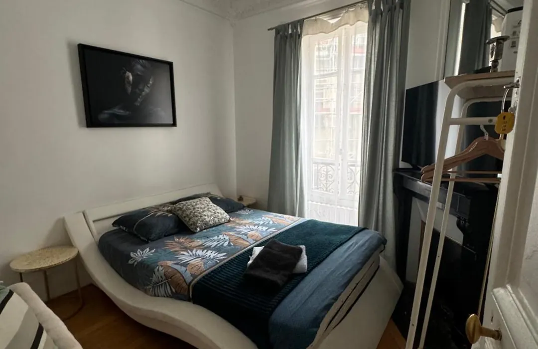Guest Room Nearby Champs Elysees-1